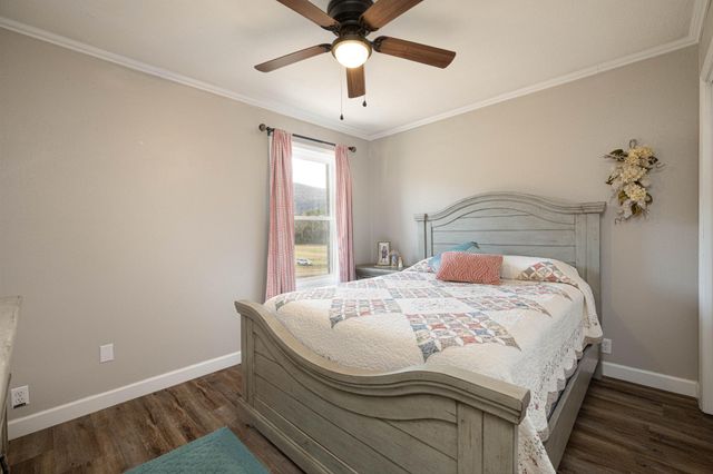 10115 Upper East Valley Road, Pikeville, TN 37367