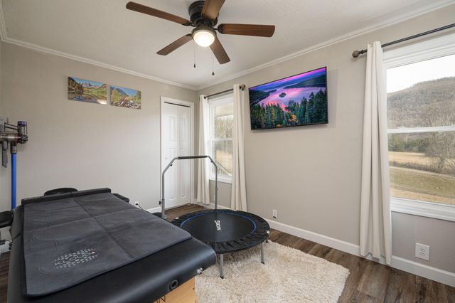 10115 Upper East Valley Road, Pikeville, TN 37367