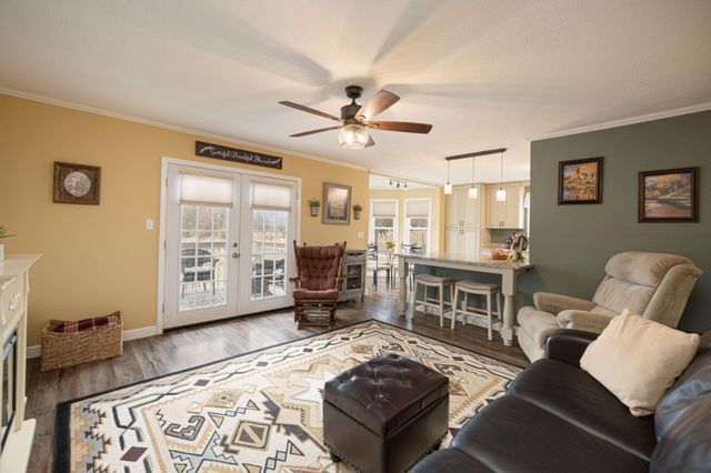 10115 Upper East Valley Road, Pikeville, TN 37367