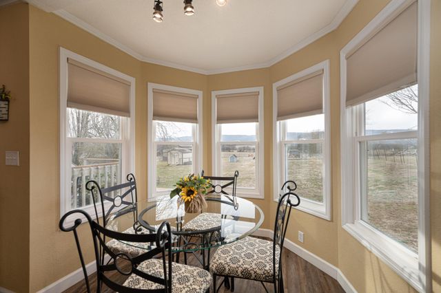 10115 Upper East Valley Road, Pikeville, TN 37367