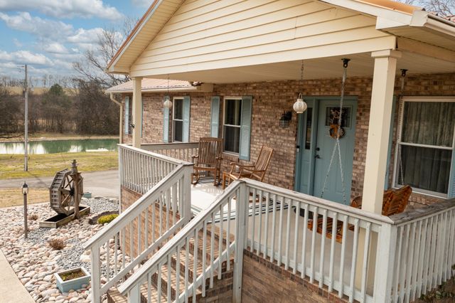 10115 Upper East Valley Road, Pikeville, TN 37367