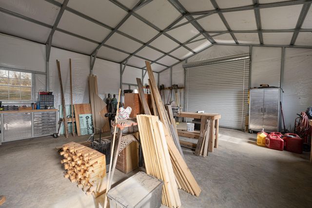 10115 Upper East Valley Road, Pikeville, TN 37367