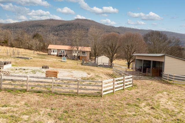 10115 Upper East Valley Road, Pikeville, TN 37367