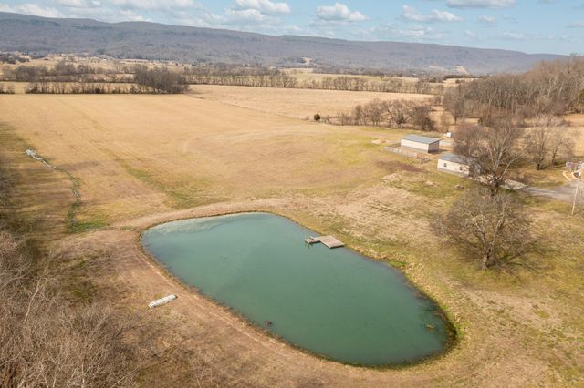 10115 Upper East Valley Road, Pikeville, TN 37367