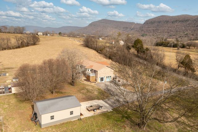10115 Upper East Valley Road, Pikeville, TN 37367