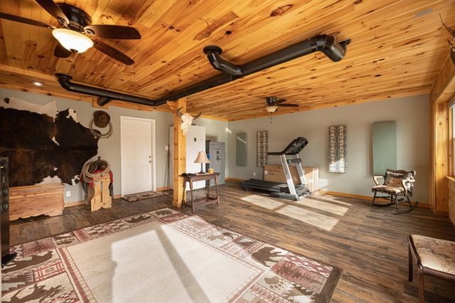 10115 Upper East Valley Road, Pikeville, TN 37367