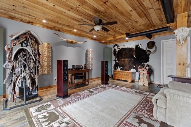 10115 Upper East Valley Road, Pikeville, TN 37367