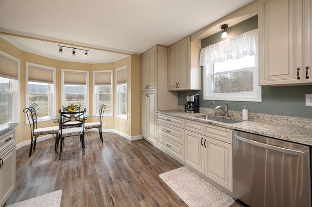 10115 Upper East Valley Road, Pikeville, TN 37367