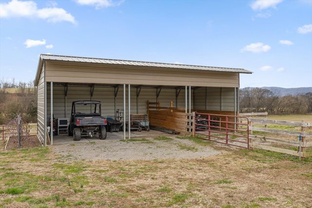 10115 Upper East Valley Road, Pikeville, TN 37367