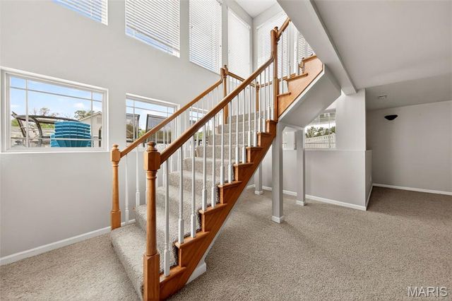 27 Millstone Lake Drive, Winfield, MO 63389