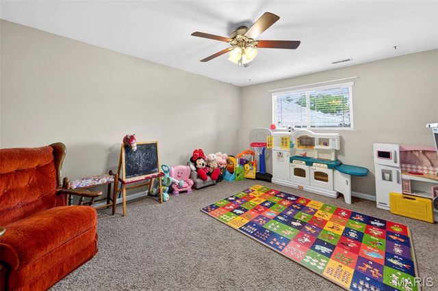 27 Millstone Lake Drive, Winfield, MO 63389