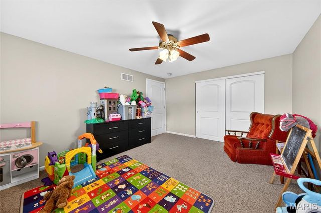 27 Millstone Lake Drive, Winfield, MO 63389