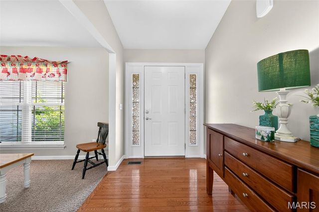 27 Millstone Lake Drive, Winfield, MO 63389