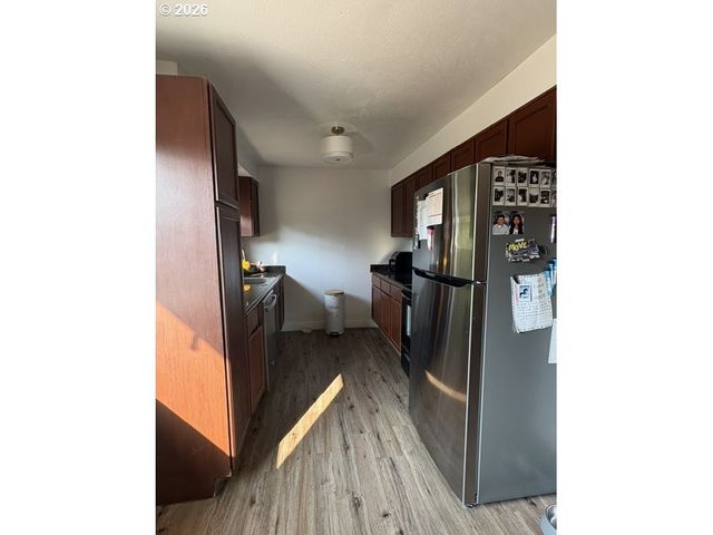 424 PARK Dr, Oregon City, OR 97045