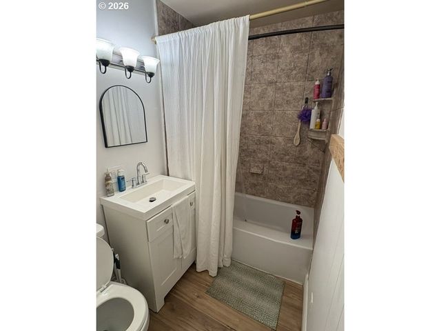 424 PARK Dr, Oregon City, OR 97045