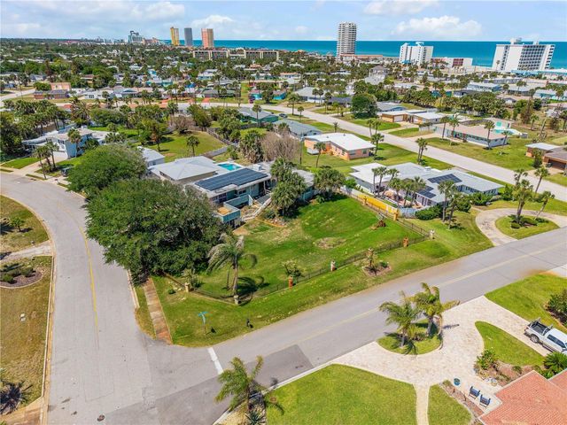 401 DRIFTWOOD AVENUE, Daytona Beach, FL 32118