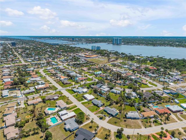 401 DRIFTWOOD AVENUE, Daytona Beach, FL 32118