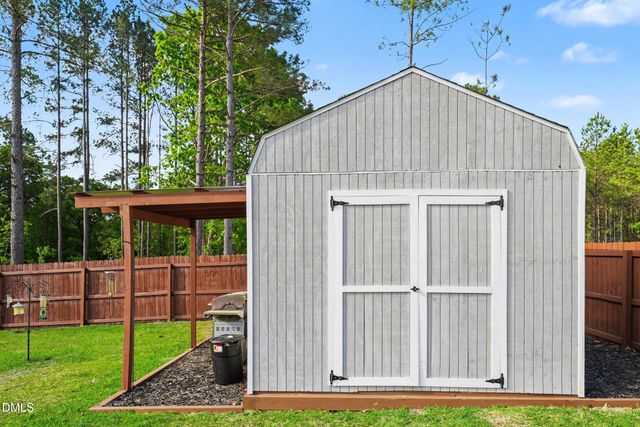 2815 Lemuel Black Road, Bunnlevel, NC 28323