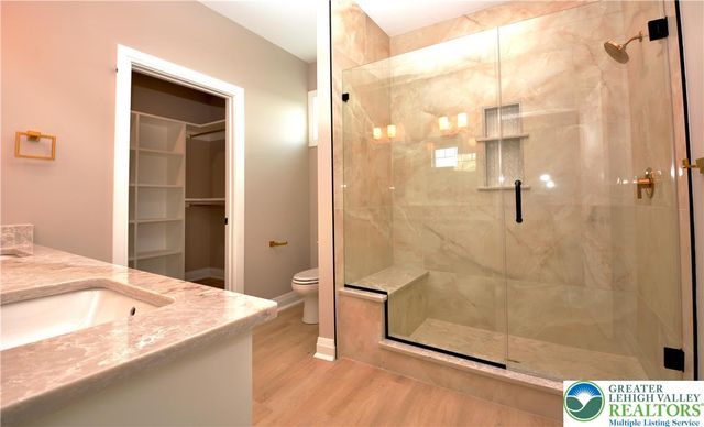 4740 Hillcrest Lane, Whitehall Twp, PA 18052