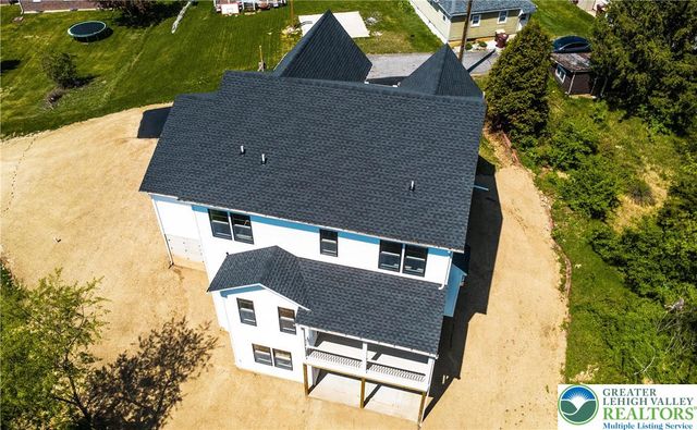 4740 Hillcrest Lane, Whitehall Twp, PA 18052