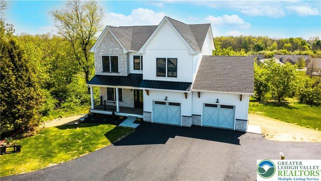 4740 Hillcrest Lane, Whitehall Twp, PA 18052