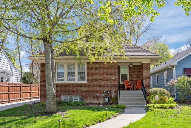 1433 GLENCOE Avenue, Highland Park, IL 60035
