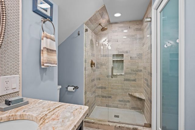 1433 GLENCOE Avenue, Highland Park, IL 60035