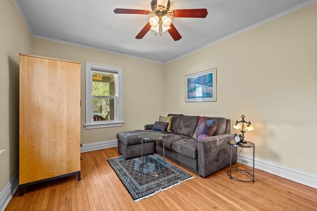 1433 GLENCOE Avenue, Highland Park, IL 60035