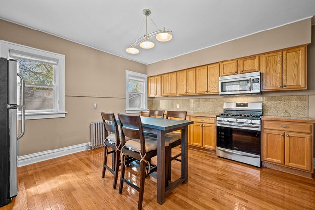 1433 GLENCOE Avenue, Highland Park, IL 60035