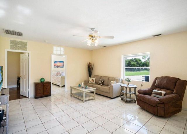 14870 Horseshoe Trace, Wellington, FL 33414