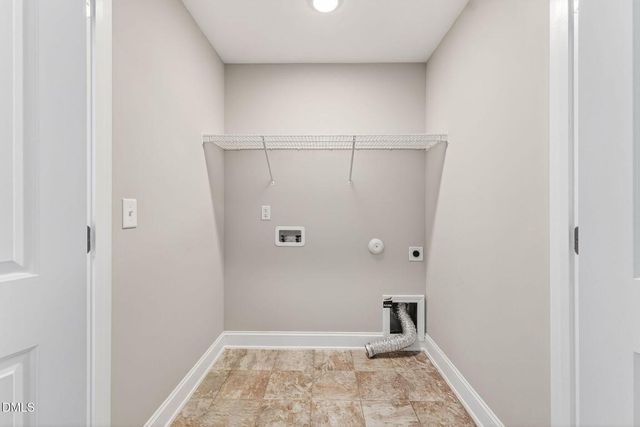 152 E Ravano Drive, Clayton, NC 27527