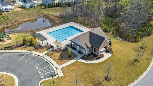 152 E Ravano Drive, Clayton, NC 27527