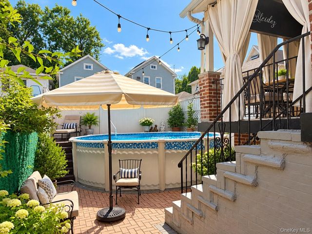 12126 7th Avenue, College Point, NY 11356
