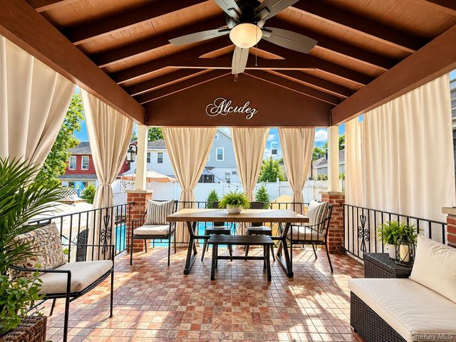12126 7th Avenue, College Point, NY 11356