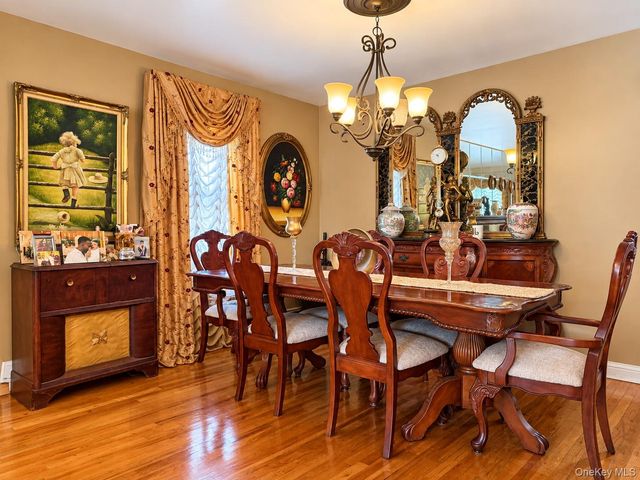 12126 7th Avenue, College Point, NY 11356