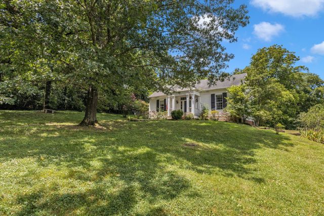 517 Franklin Rd, Franklin, TN 37069