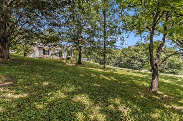 517 Franklin Rd, Franklin, TN 37069