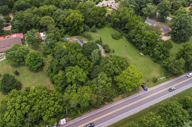 517 Franklin Rd, Franklin, TN 37069