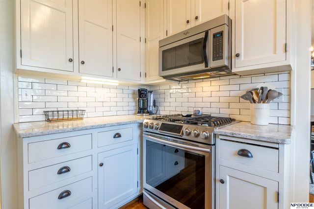 5606 Jones Street, Omaha, NE 68106