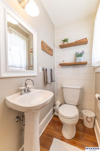 5606 Jones Street, Omaha, NE 68106