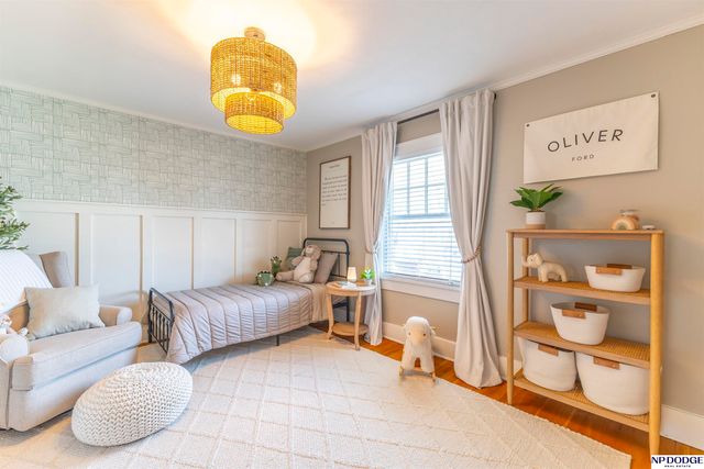 5606 Jones Street, Omaha, NE 68106