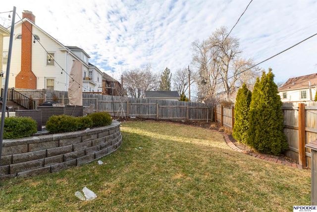 5606 Jones Street, Omaha, NE 68106