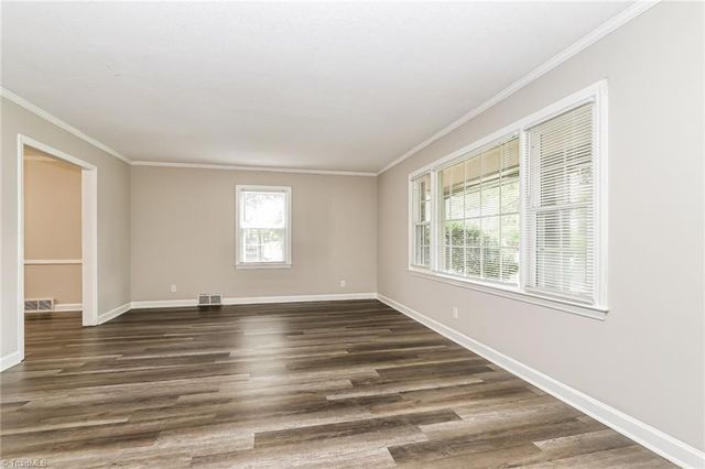 3030 Magazine Drive, Winston-salem, NC 27106