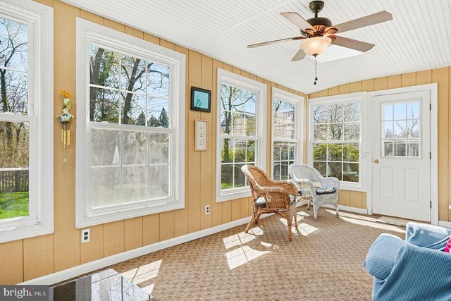 256 WOODLAWN DR, Lansdale, PA 19446