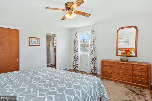 256 WOODLAWN DR, Lansdale, PA 19446