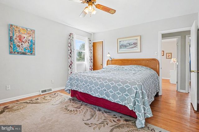 256 WOODLAWN DR, Lansdale, PA 19446