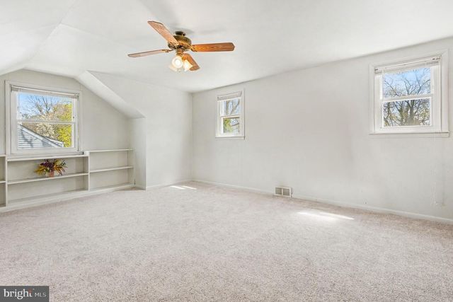 256 WOODLAWN DR, Lansdale, PA 19446