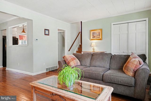 256 WOODLAWN DR, Lansdale, PA 19446