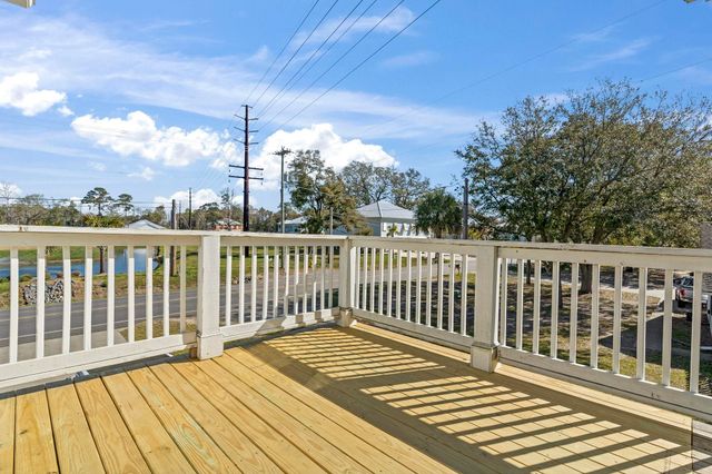 567 Sunnyside Ave., Murrells Inlet, SC 29576
