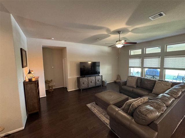 4507 Axis Trail, Conroe, TX 77303